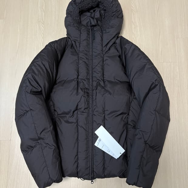 골드윈 X J.L-A.L 다운자켓 애프터블랙 3사이즈 새제품 팝니다