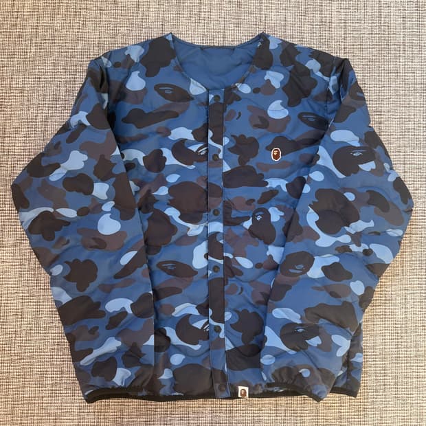 베이프 컬러 카모 라이트웨이트 다운 자켓