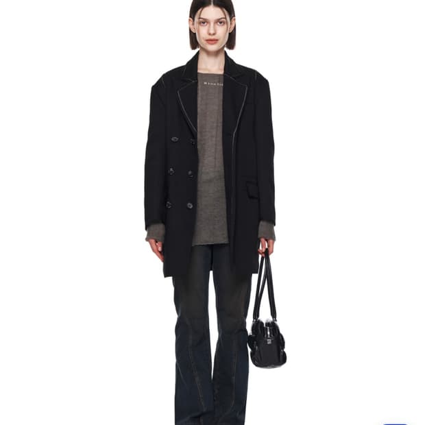 마뗑킴 숄더 롱 더블 자켓 블랙