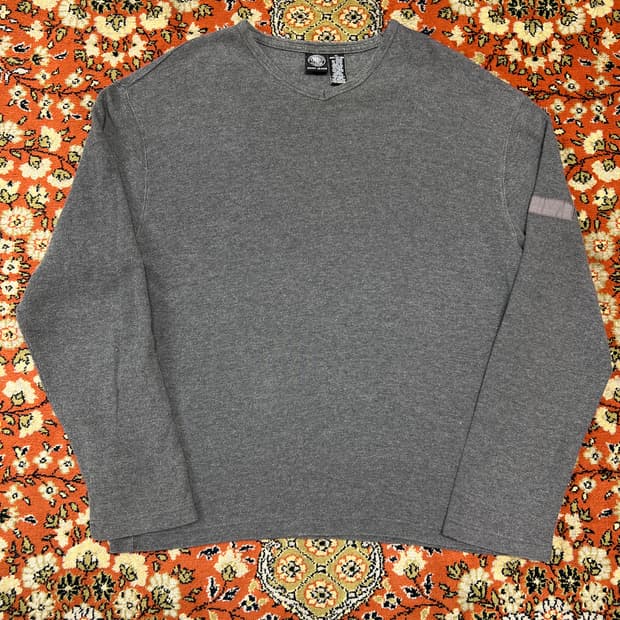 [XL] DKNY 브이넥 그레이 니트