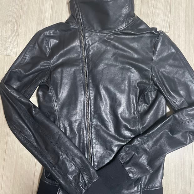 하이넥 사선 비대칭 레더자켓 릭오웬스st