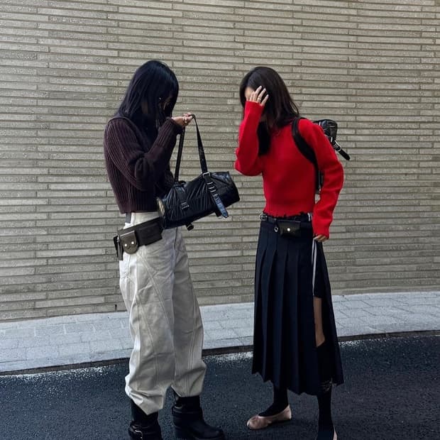 LCDC. SIDE ZIPS PLEATED MIDI SKIRT XS