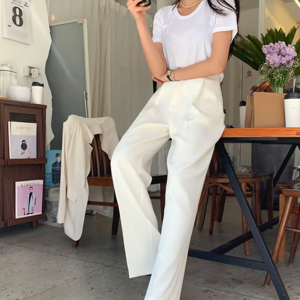 화이트 펀틱 슬랙스 팬츠