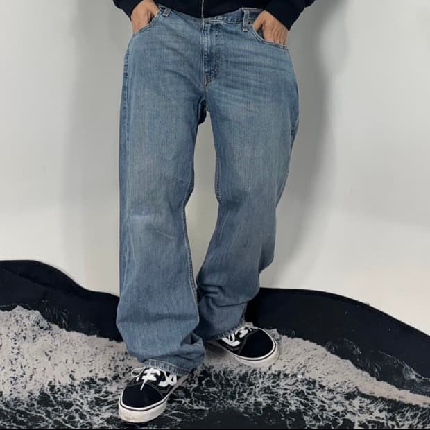 00's Levi's 569 Loose Straight