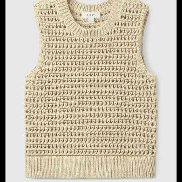 COS 코스 크로셰  청키 니트 베스트