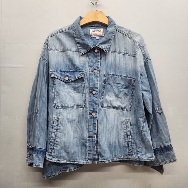 GUESS 게스 빅 투포켓 데님 오버핏 여름자켓 XS(2XL)