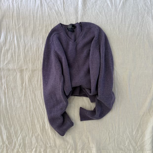  ▫️Polo V-Neck Knit