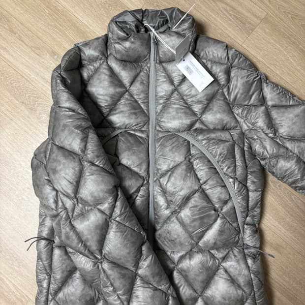 로아하이킹 nuna 패딩 실버 그레이 xl