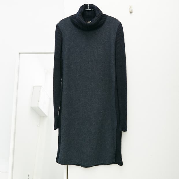 High Neck Docking Long Sweater
