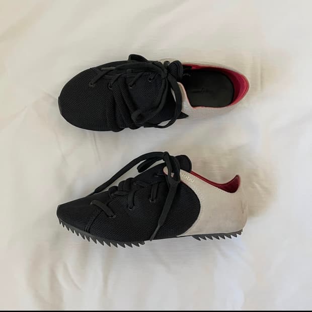 요지야마모토 스니커즈