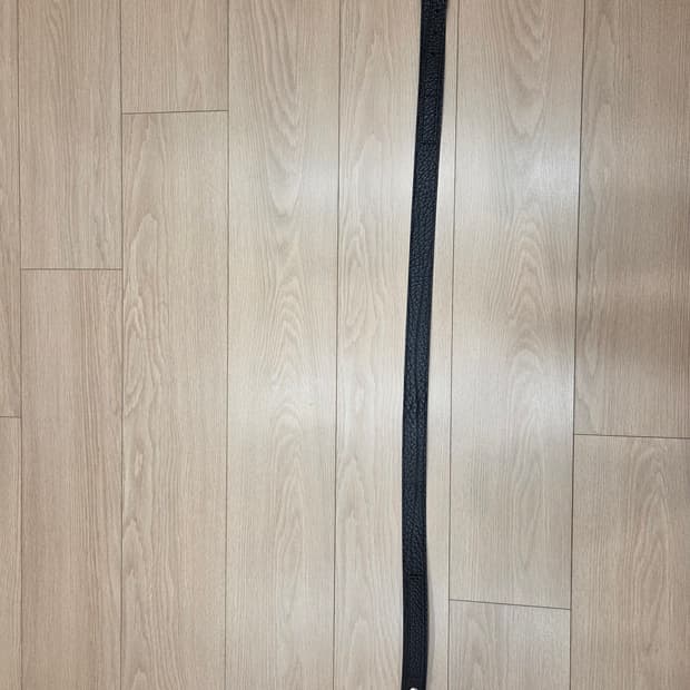 르메르 미니멀 웨스턴 벨트 카우 레더 블랙