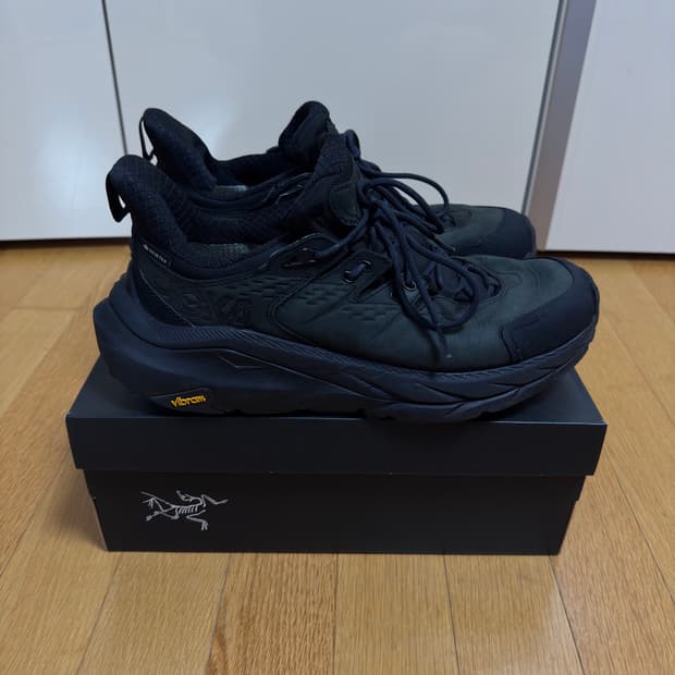 호카 카하 2 로우 gtx 고어텍스 블랙 270