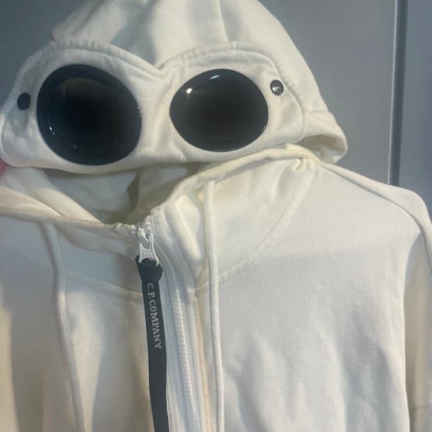 [정품] CP컴퍼니 고글 후드 집업 화이트 (XL)