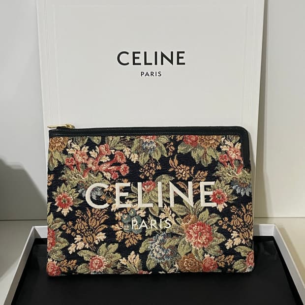 셀린느 플라워 자수 파우치 스몰