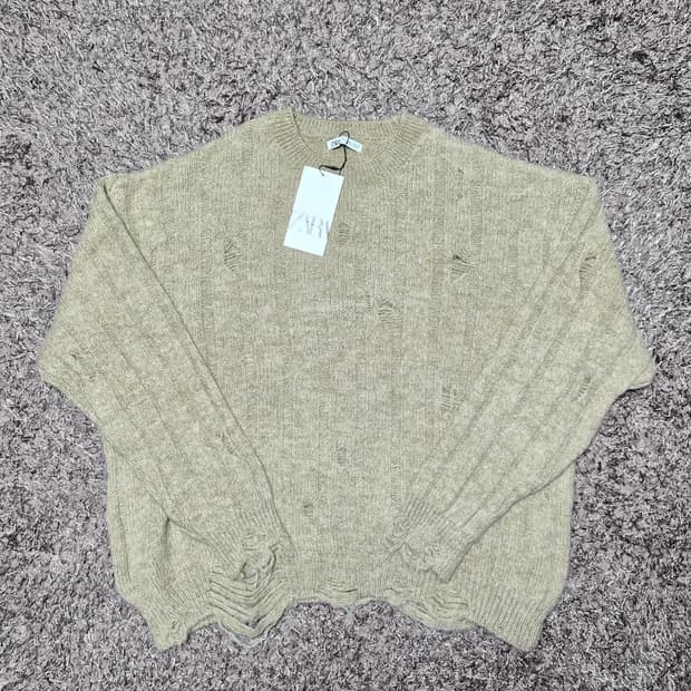 (새상품)자라 데미지 니트 L