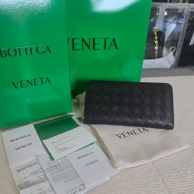 [중고/정품] 보테가 베네타 인트레치아토 지퍼 어라운드 지갑 블랙/그래스