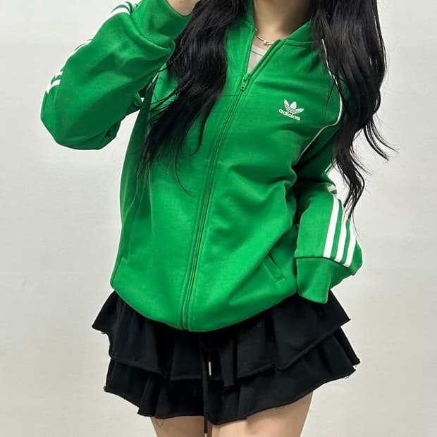 아디다스 신형 SST 바시티 트랙탑 희귀져지(M)