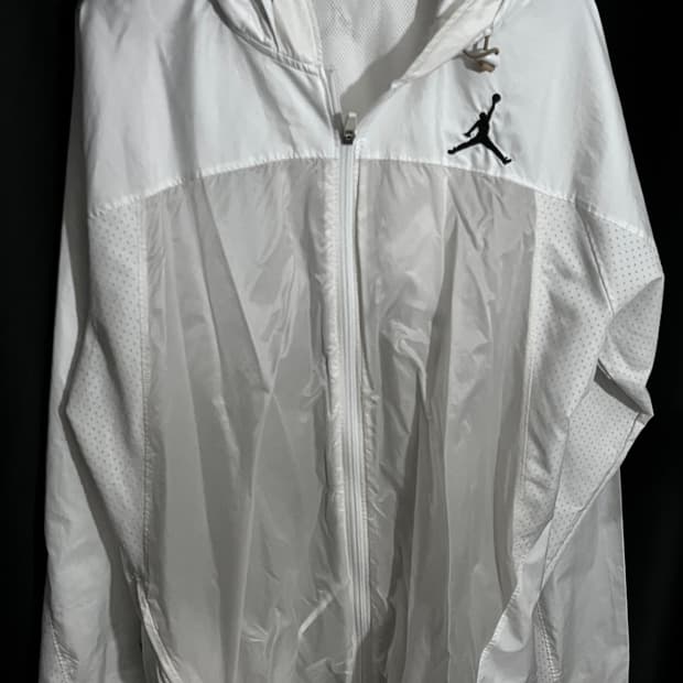 나이키 조던 바람막이