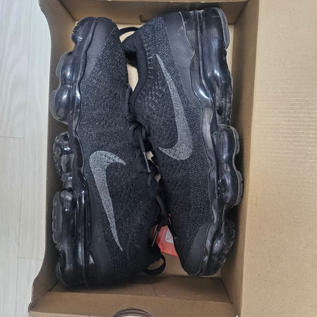 나이키 베이퍼맥스 블랙 285