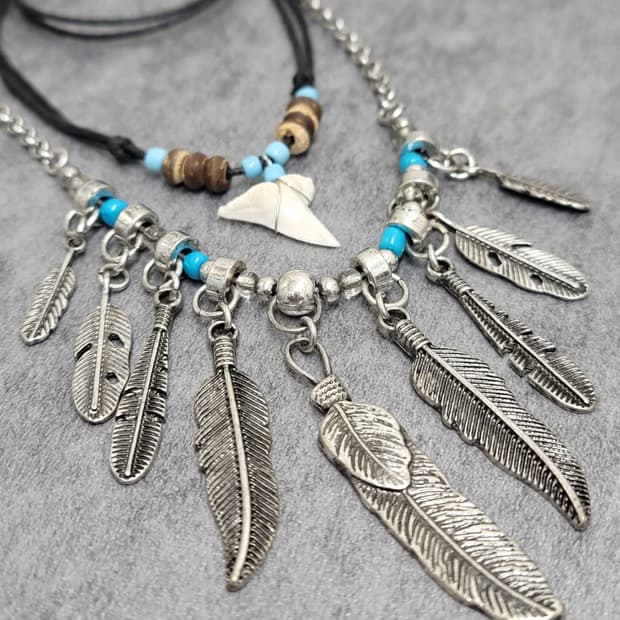 feather necklace set