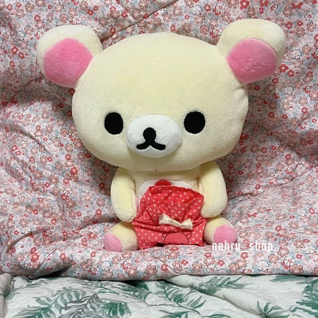 (이체시에눌) 고전 코리락쿠마 핑크 주머니 들고 있는 리본 코리락 인형