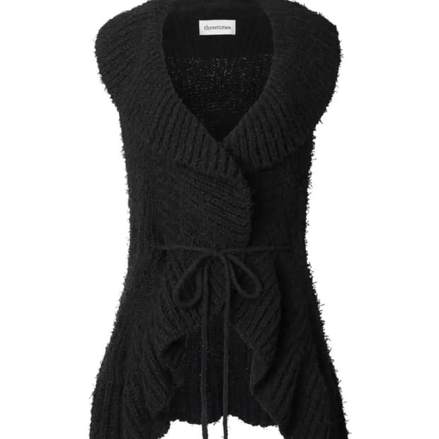 쓰리타임즈 러플 니트 베스트