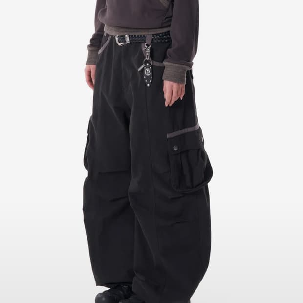 아캄 Knee Pin-tuck Contrast Cargo Pants