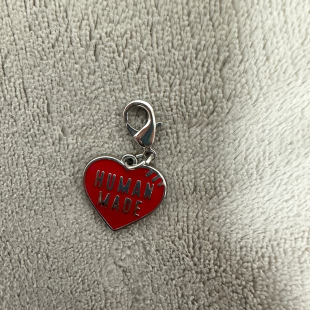 휴먼메이드 하트참 키링