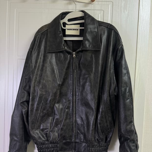 인사일런스 디스트레스드 레더 자켓 S