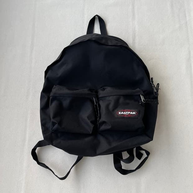 이스트팩 클래식 블랙 백팩