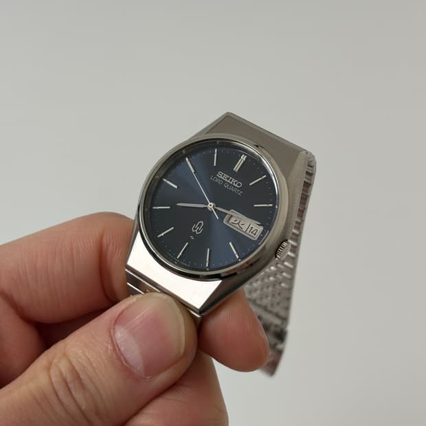 1980s Navy Dial Silver Lord Quartz