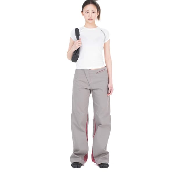 EP.7 WOMEN 02 TROUSERS