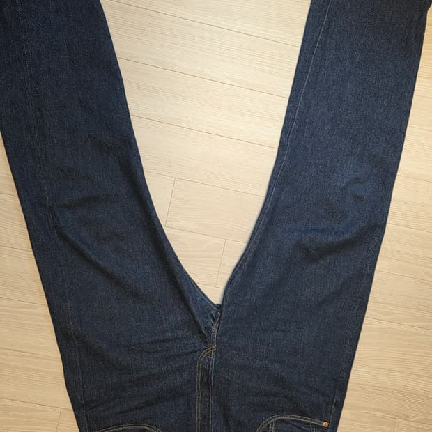 리바이스 LVC55501(1955 501) 34/32 린스드 데님 팔아요