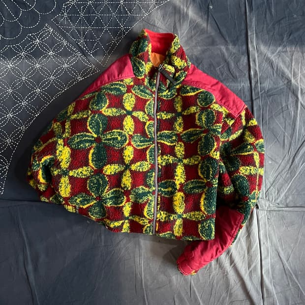 데상트 플리스 재킷