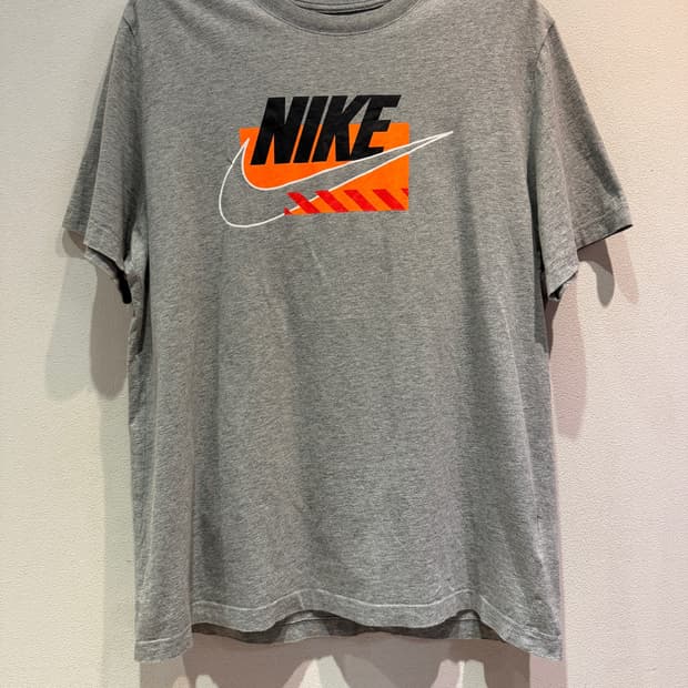 Nike Gray Graphic Box Logo