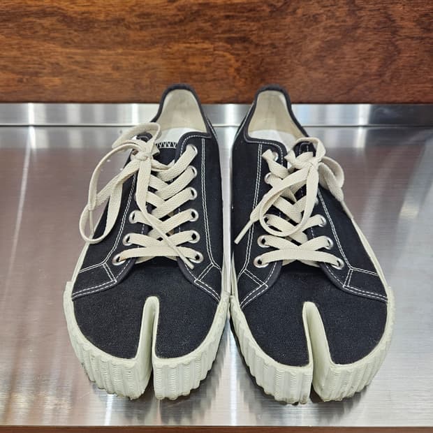 마르지엘라 타비 로우 42사이즈