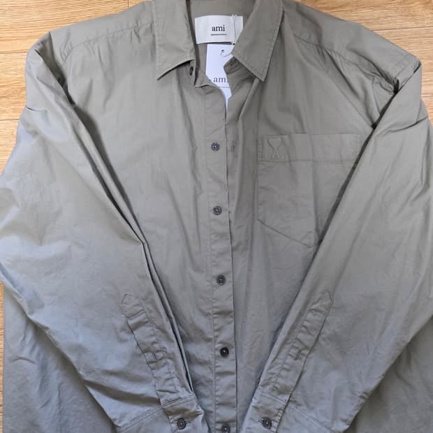 아미 드꾀흐 박시핏 셔츠