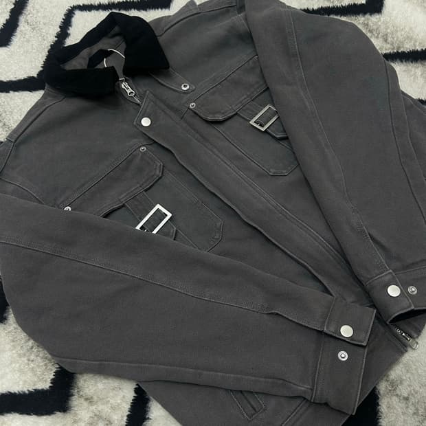 [L]트일리온 스톤워싱 버클 워크자켓