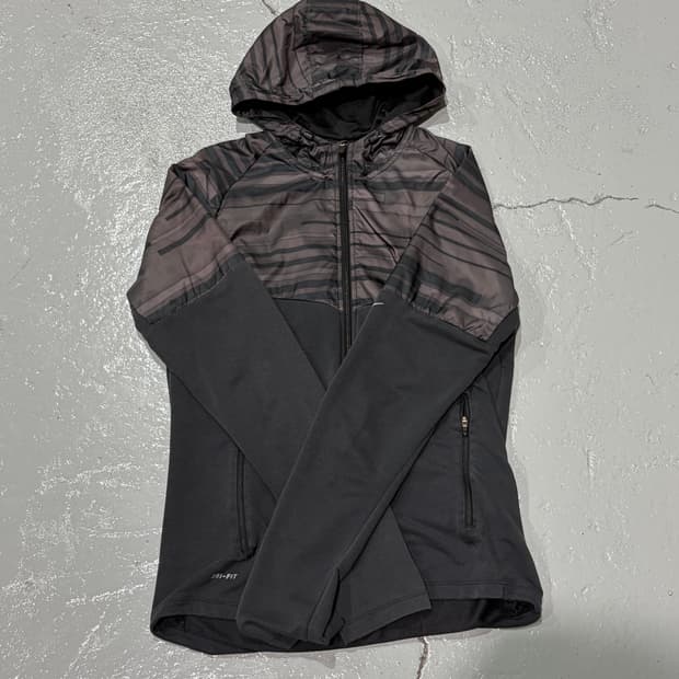 나이키(Nike) 러닝 드라이핏 후드 집업