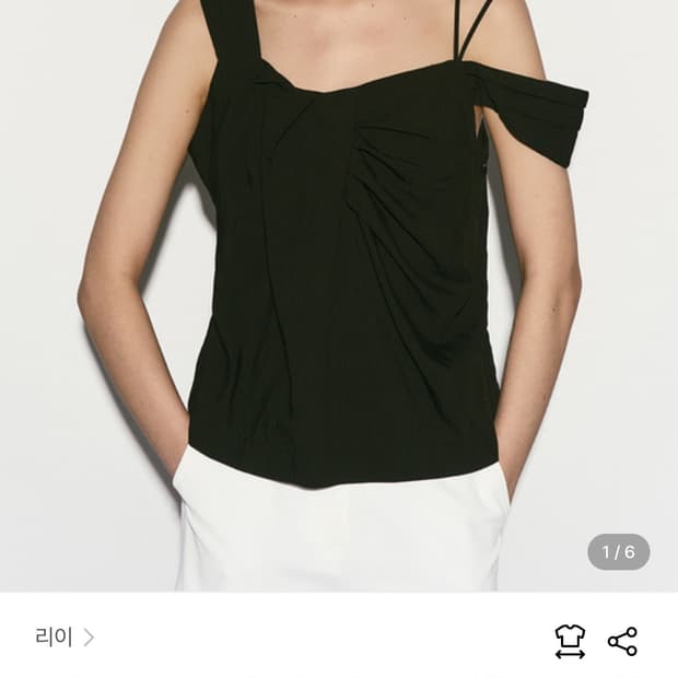 리이 ASYMMETRIC SHOULDER BLOUSE BLACK