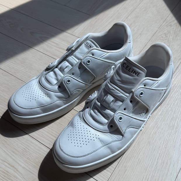 셀린느 화이트 레더 스니커즈