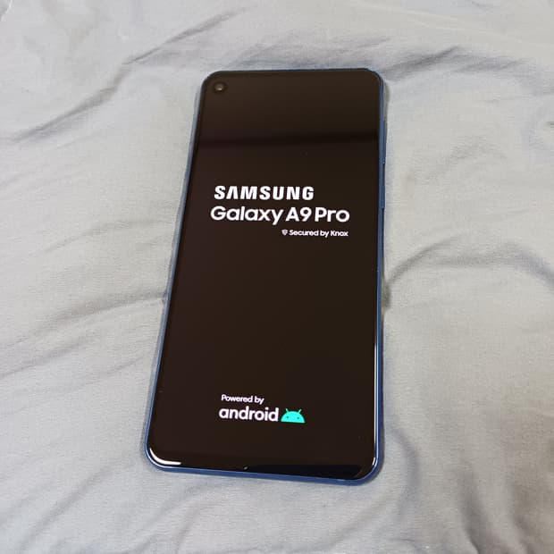 삼성 갤럭시 폰 a9 pro