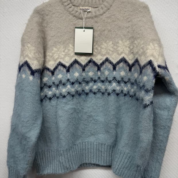 새상품 시엔느 자카드 패턴 니트 F(M~L)