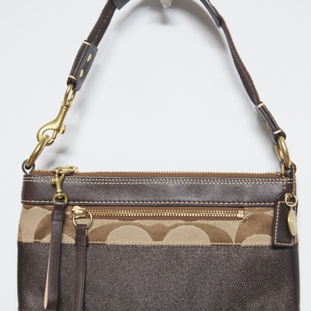 코치 시그니처 패턴 미니멀 숄더백