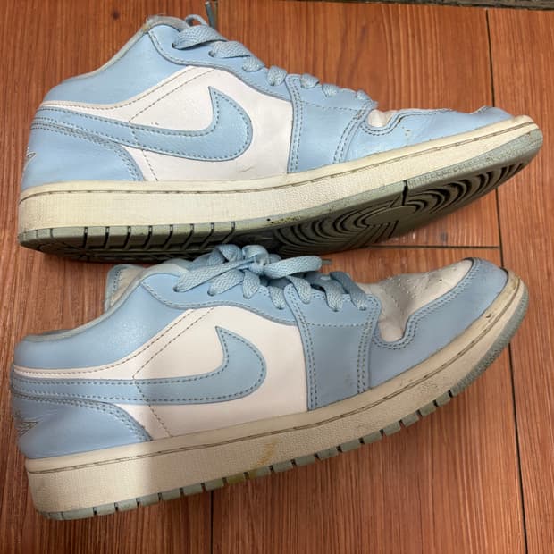 나이키 조던1 로우 화이트 아이스블루 