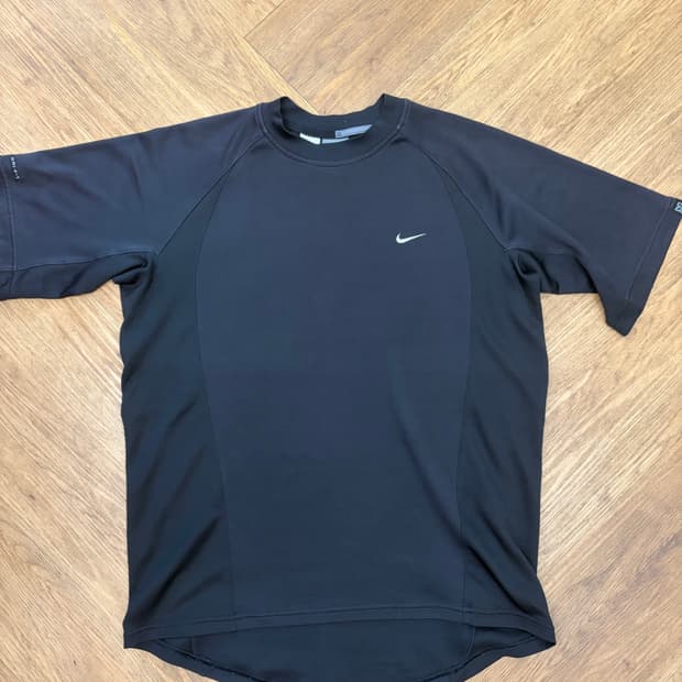 635. 나이키 빈티지 반팔