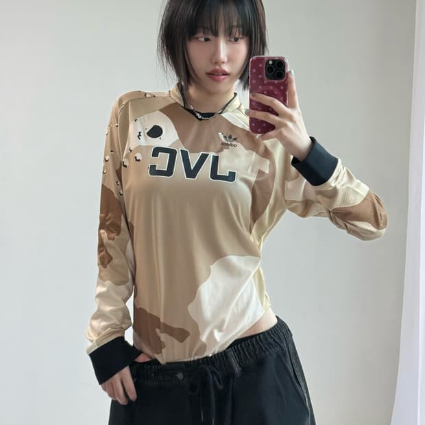 아디다스 데저트 카모 JVC 바디수트