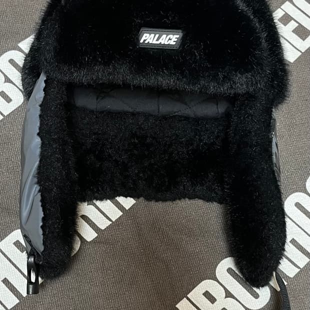 Palace 트루퍼 블랙 팁 23FW