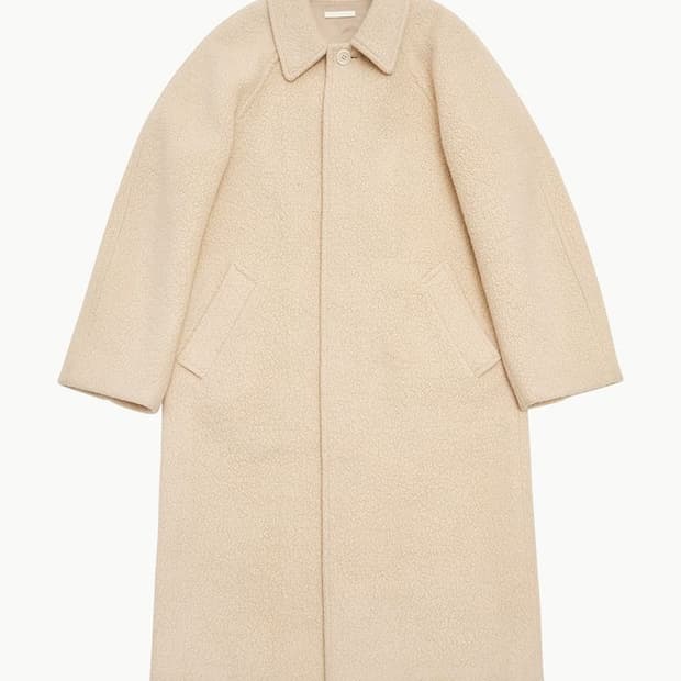 아모멘토 부클 레글란 코트 버터 boucle raglan coat