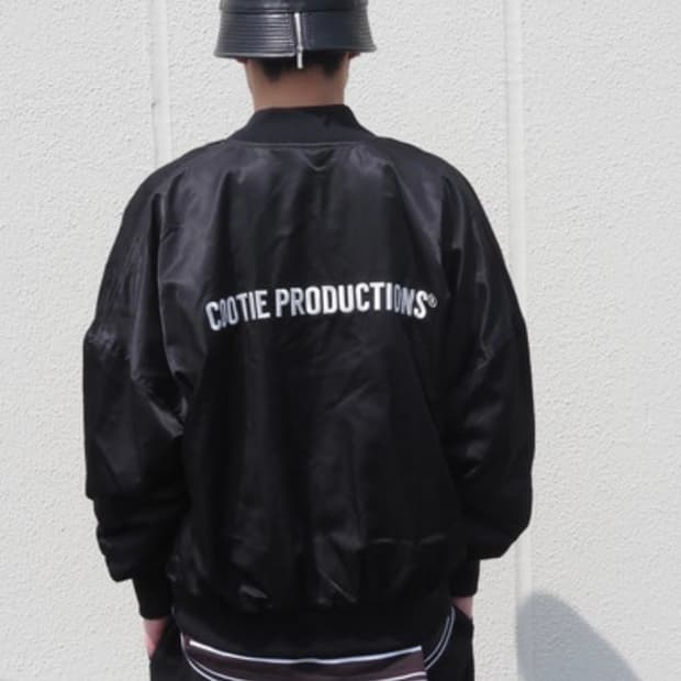 cootie 쿠티 프로덕션 싸틴 embroidery블루종 자켓